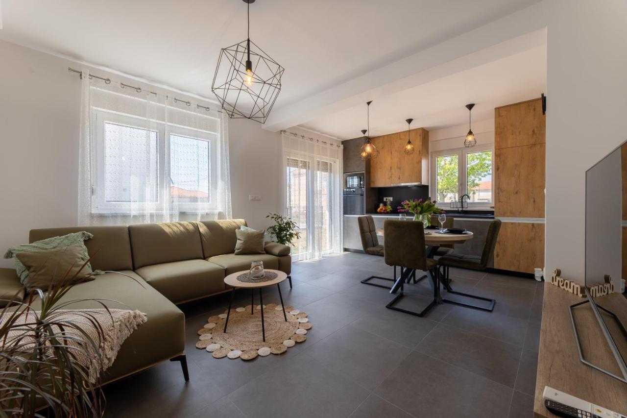 Apartments Maya & Tina Trogir Dış mekan fotoğraf