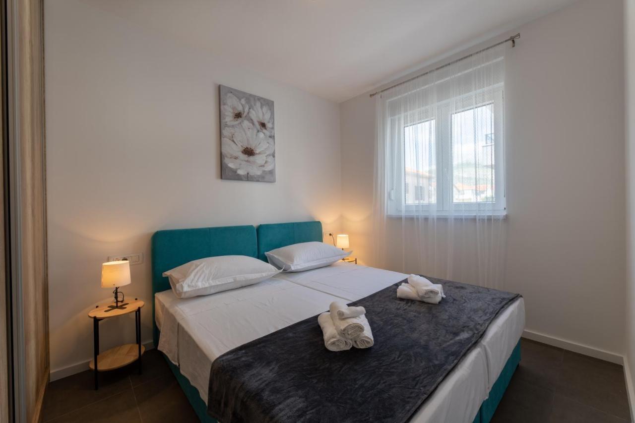 Apartments Maya & Tina Trogir Dış mekan fotoğraf